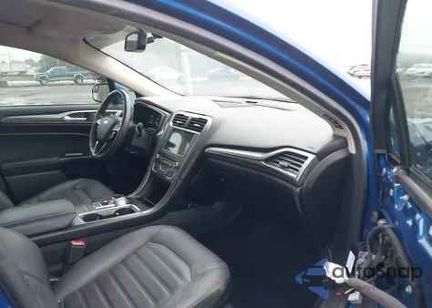 2017 Ford Fusion Energi Se Luxury z USA, uszkodzony, nr VIN 3FA6P0PU2HR379924